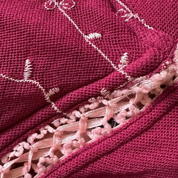 Beautiful Pink Corset Top with Floral Embroidery - Picture 5 of 14